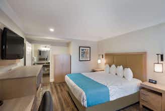Hotel Best Western Woodland Hills Inn photo 3