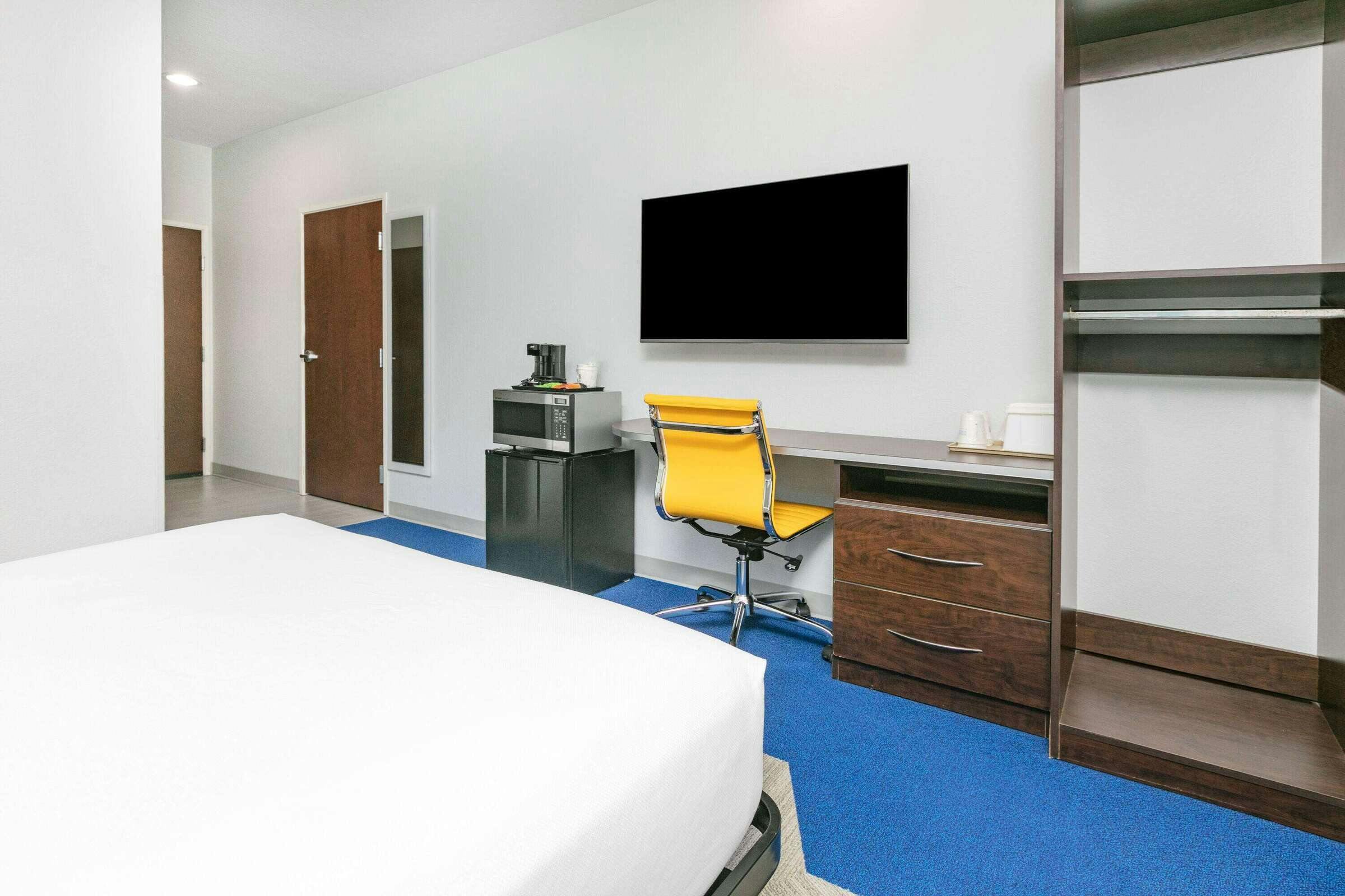 Hotel Microtel Austin Airport photo 5