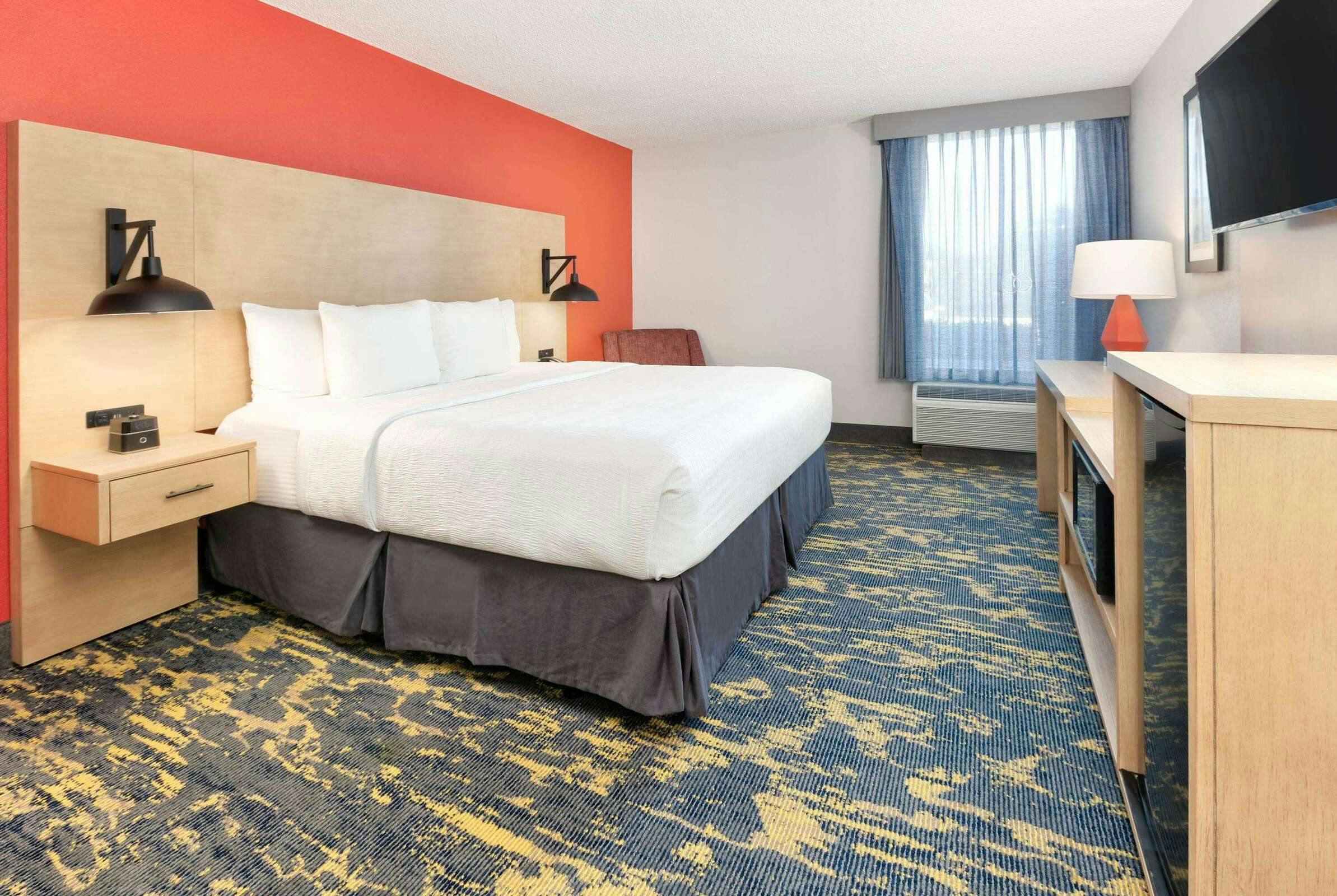Hotel La Quinta Inn & Suites by Wyndham Dallas - Las Colinas photo 5