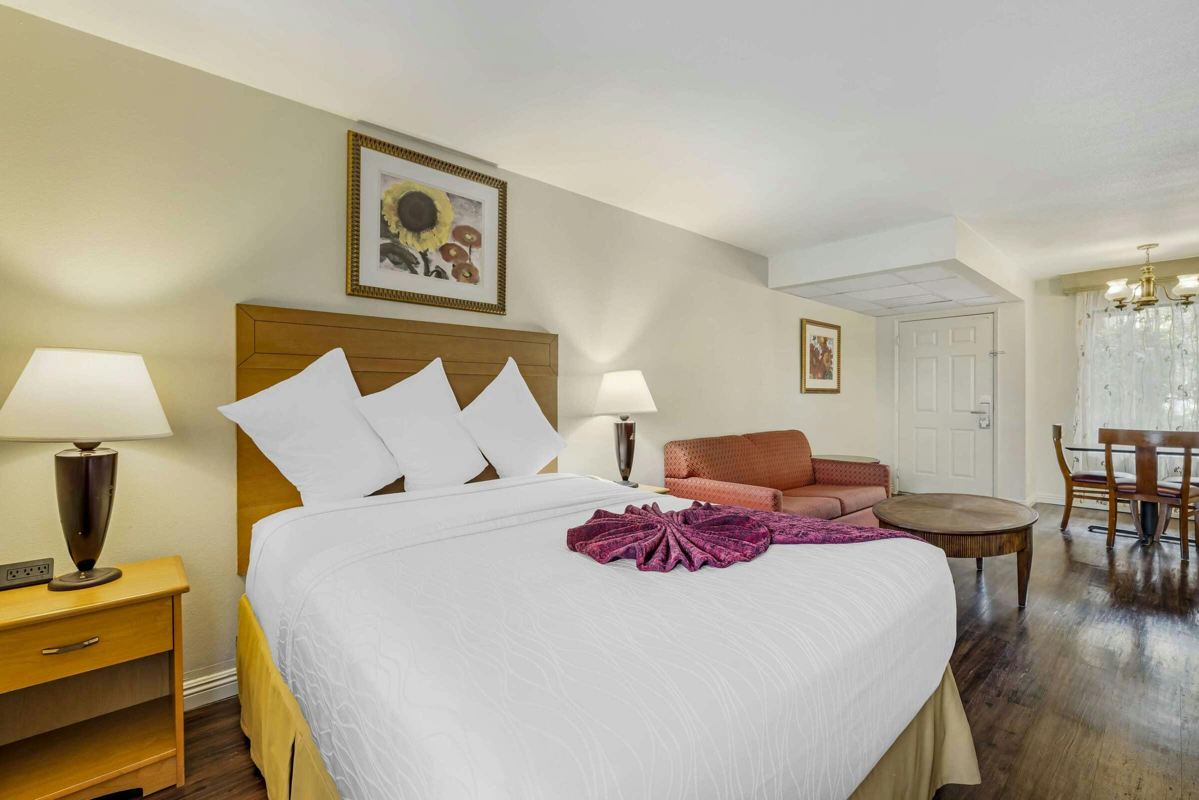 Hotel Best Western Plus Palm Desert Resort photo 2