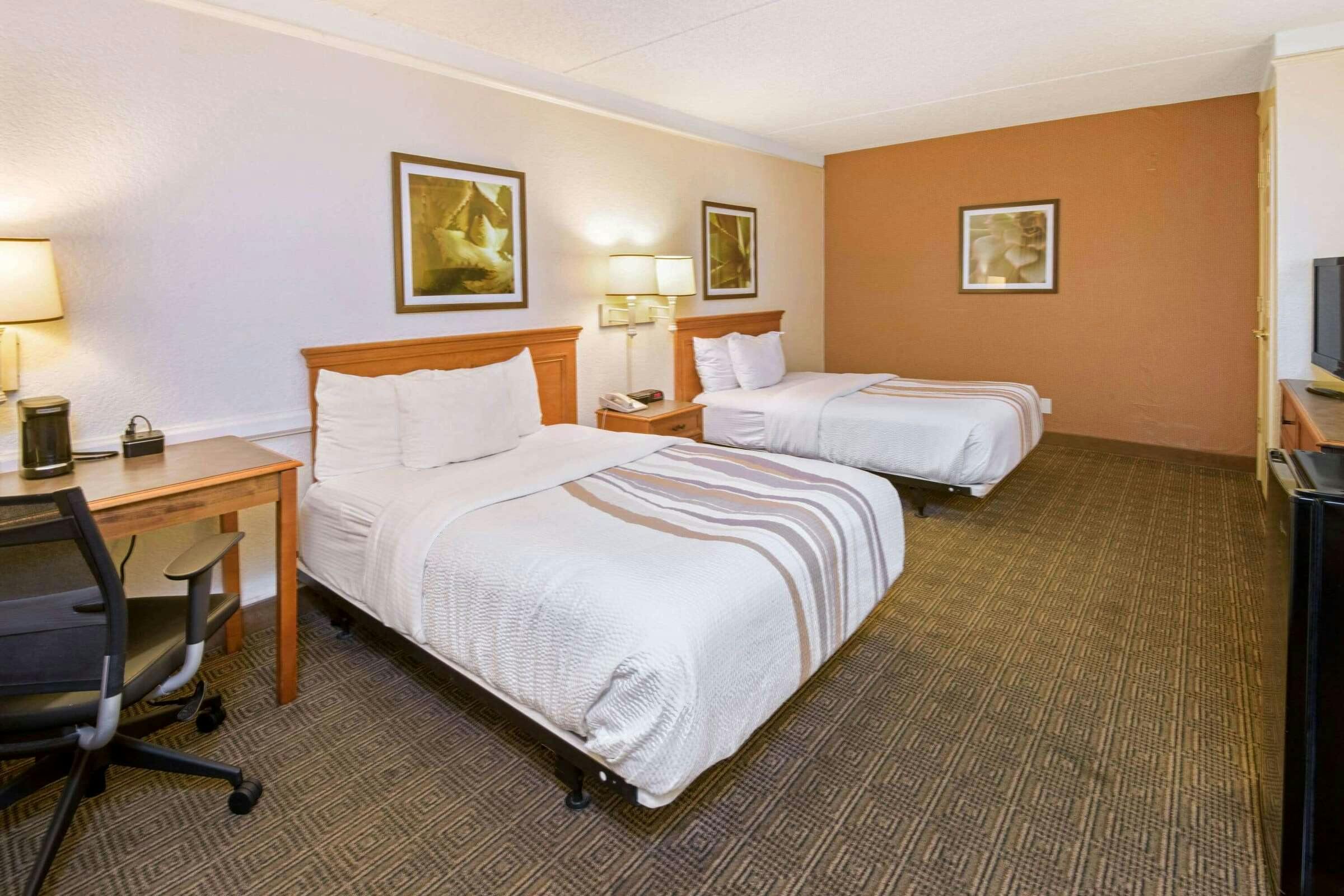Hotel La Quinta Inn by Wyndham San Antonio Market Square photo 1