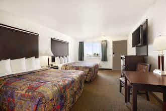 Hotel Days Inn by Wyndham Oceanside photo 1