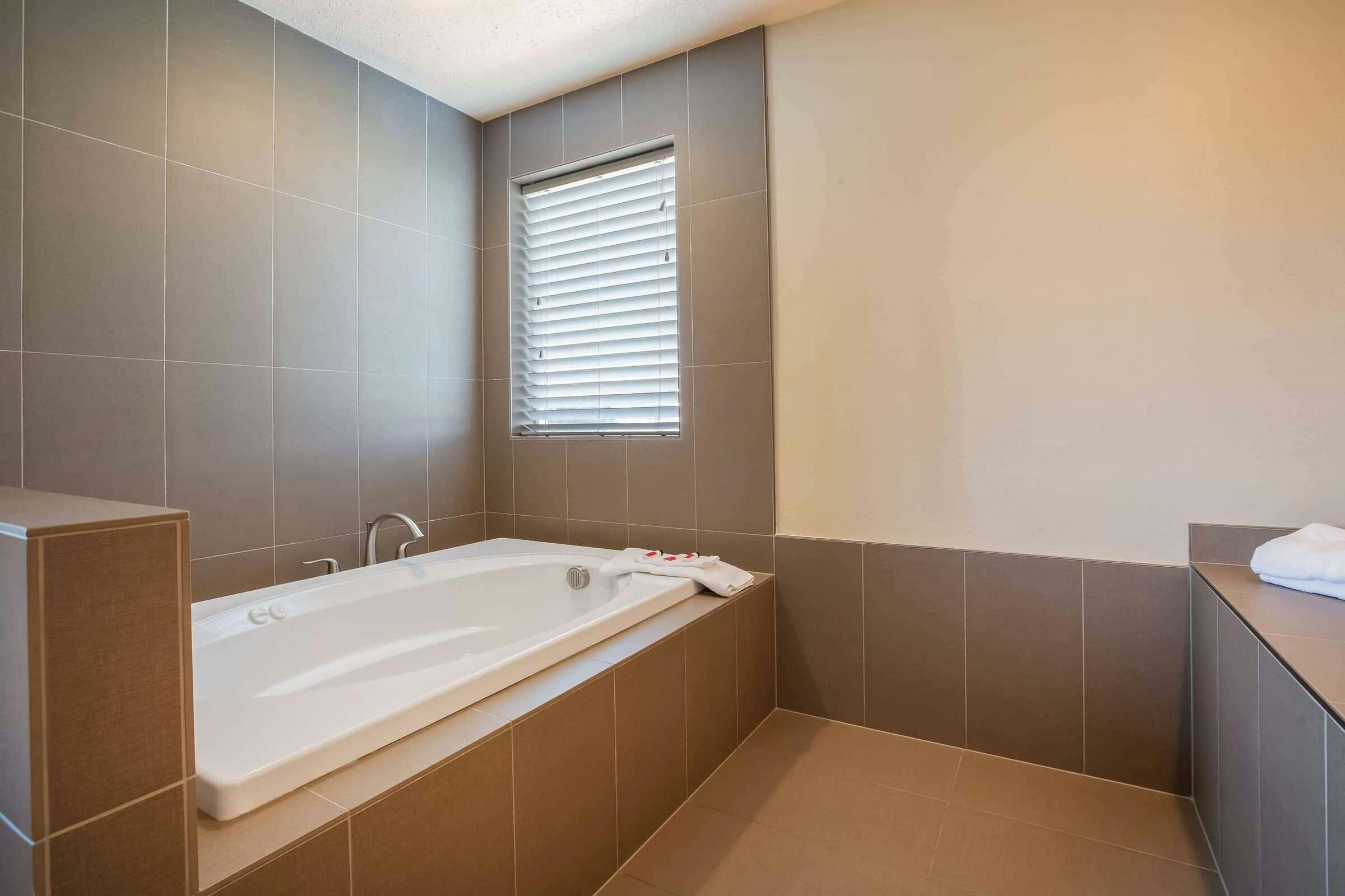 Hotel Baymont by Wyndham Kennewick WA photo 5