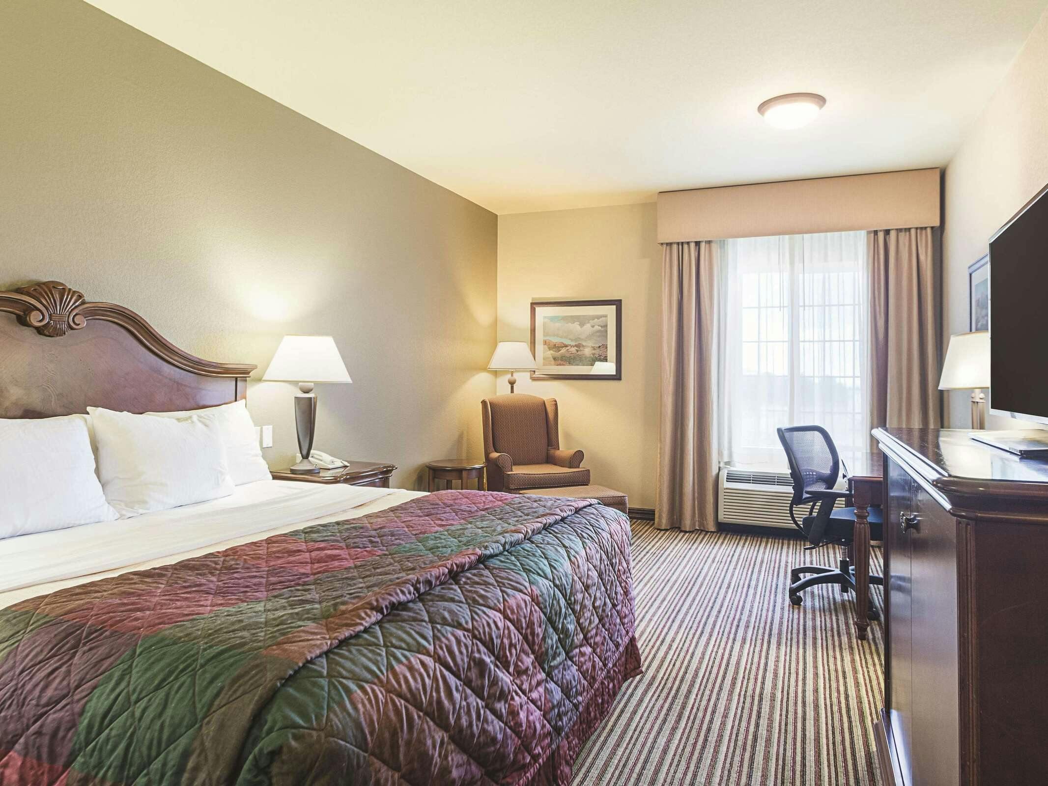 Hotel La Quinta Inn & Suites by Wyndham Trinidad photo 4