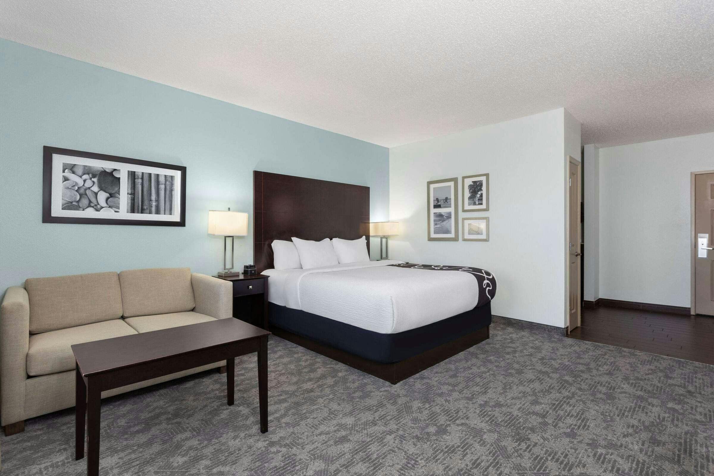 Hotel La Quinta IS Bonita Springs photo 3