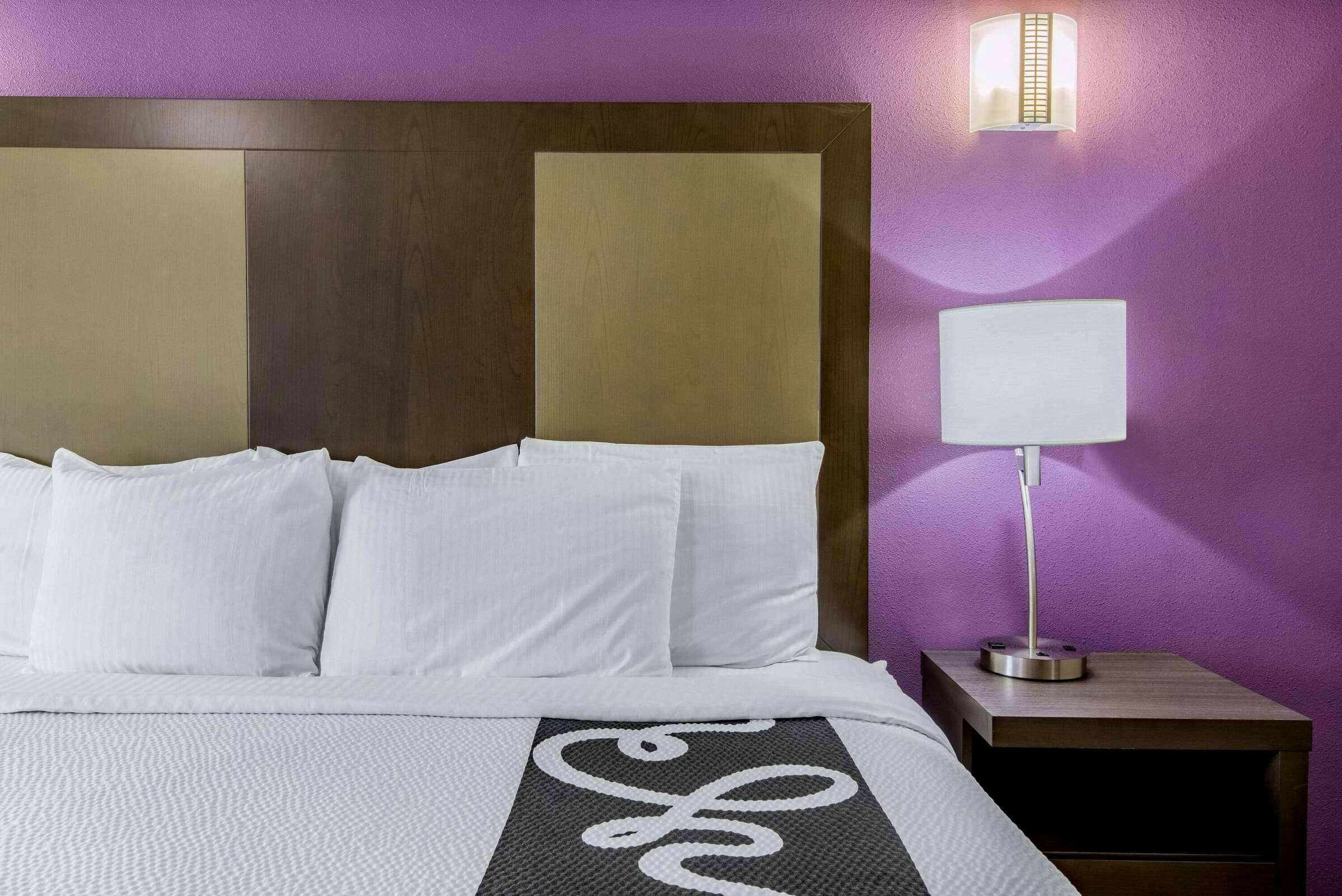 Hotel La Quinta Inn by Wyndham West Long Branch/NJ Shore Area photo 1