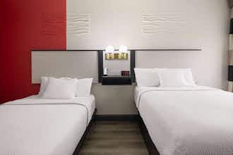 Hotel Ramada Locust Grove photo 5