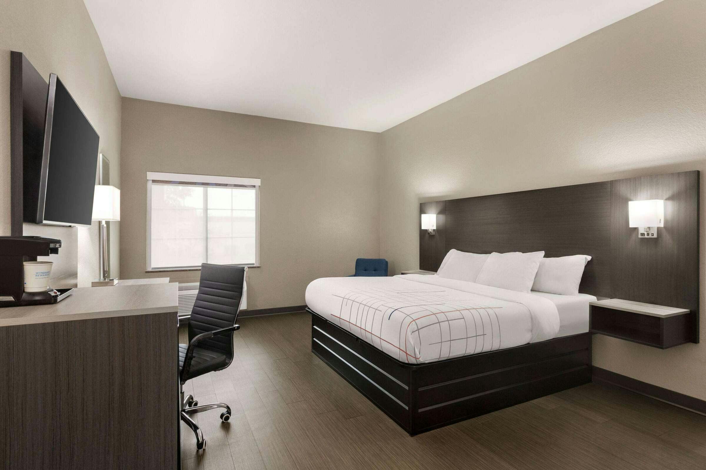 Hotel La Quinta Inn Ste N Stone Oak photo 1