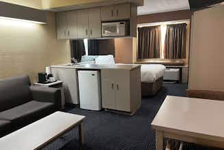 Hotel Microtel Houston photo 2