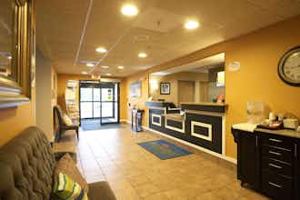 Hotel Baymont by Wyndham Portage Indiana Dunes photo 3