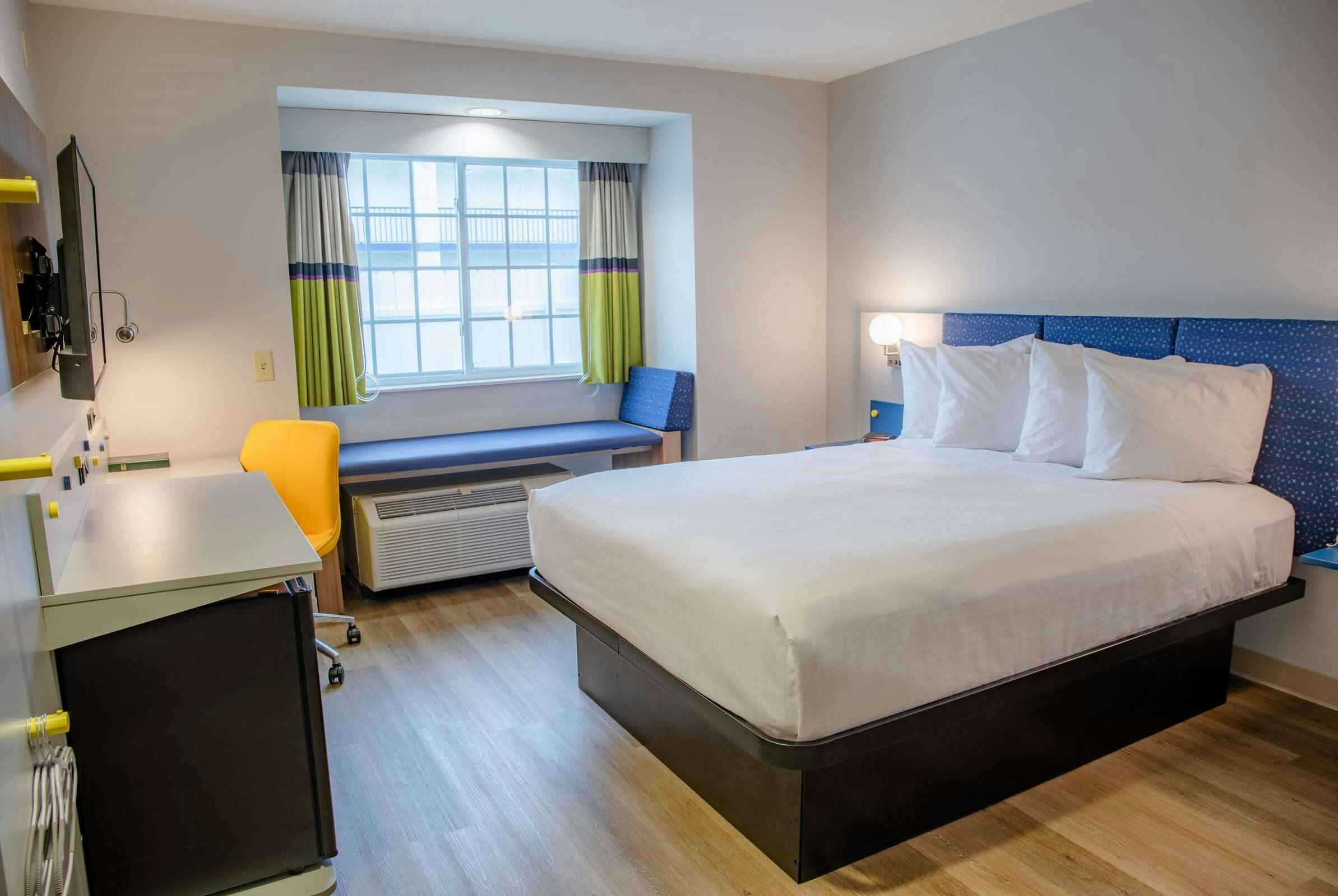 Hotel Microtel Inn & Suites by Wyndham Kingsland Naval Base I-95 photo 2