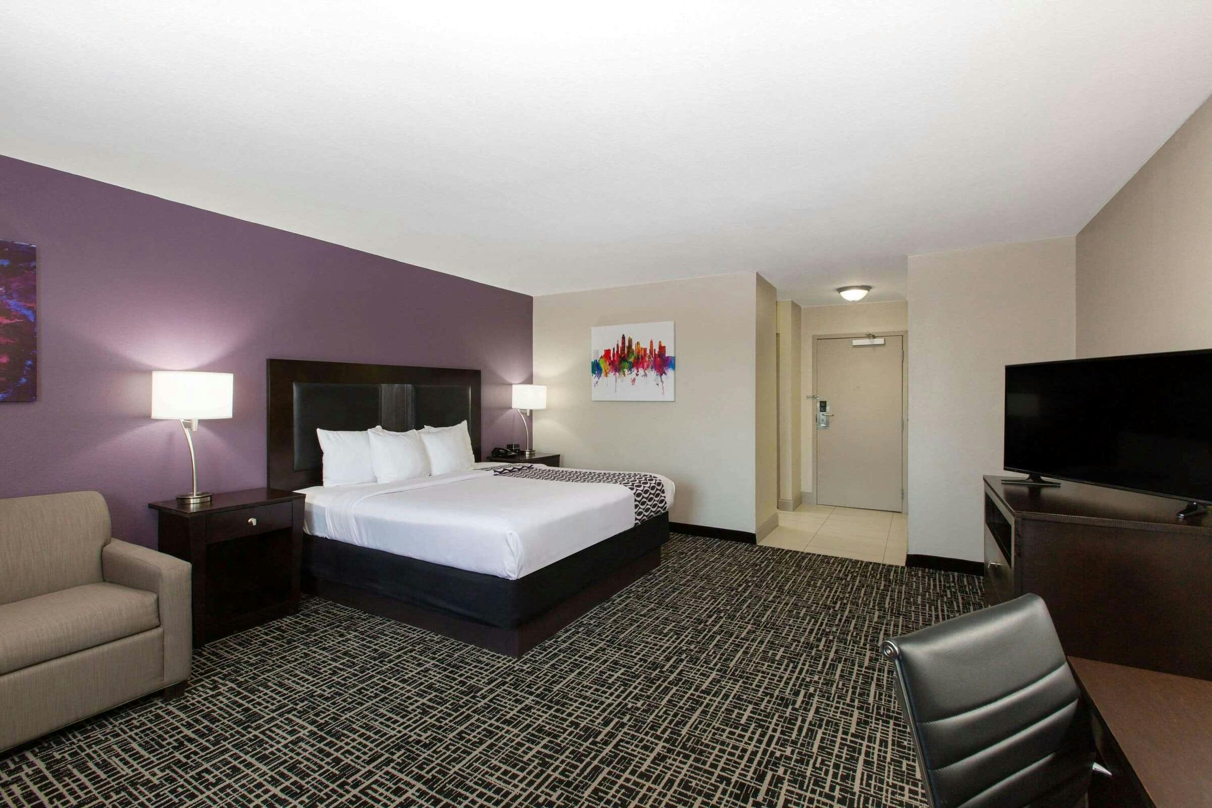 Hotel La Quinta Inn & Suites by Wyndham Blue Springs photo 3