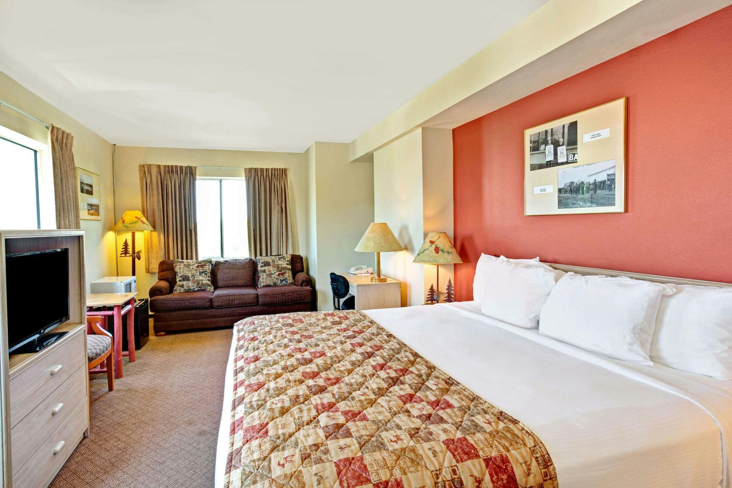 Hotel Ramada Anchorage Downtown photo 1