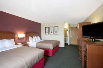 Hotel AmericInn Kearney photo 4