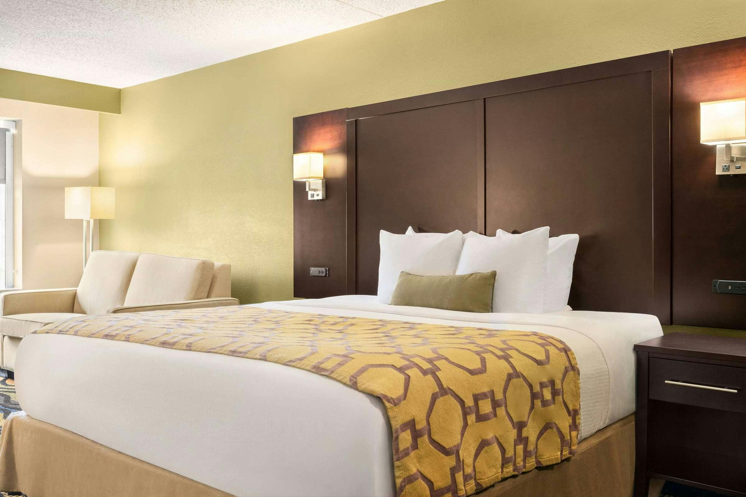 Hotel Baymont Georgetown/Lexington N photo 1