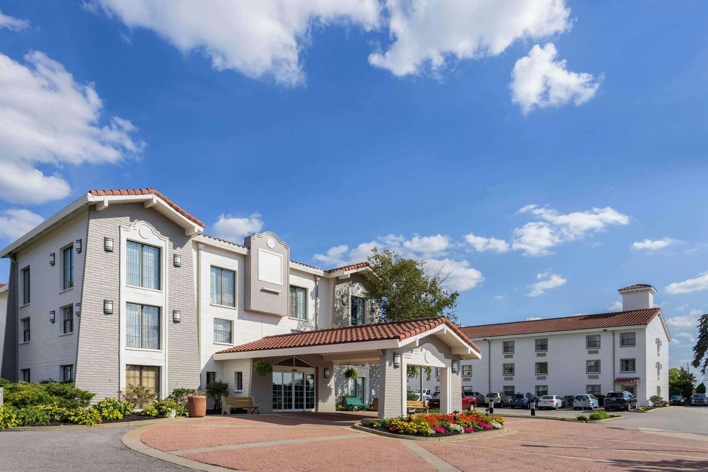 La Quinta Inn Pittsburgh AP