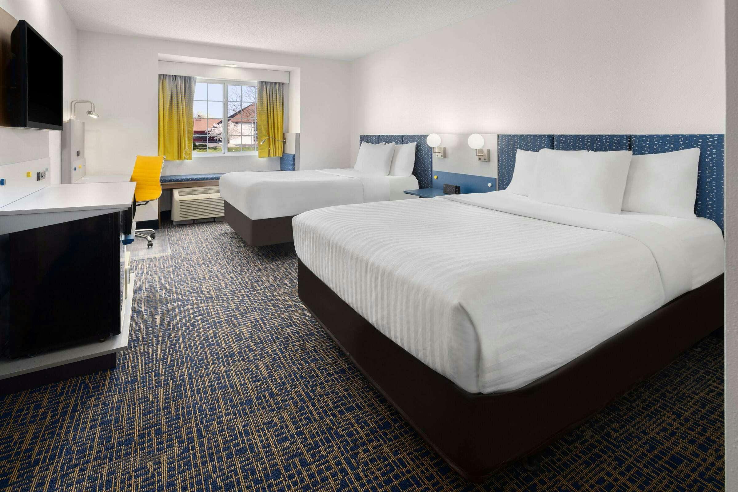Hotel Microtel Inn and Suites Dover photo 3
