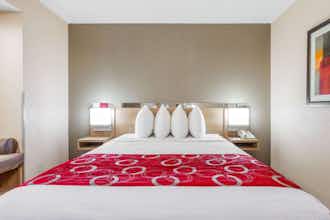 Hotel Microtel Charleston WV photo 1
