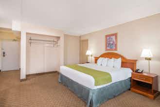 Hotel Ramada Cumberland photo 3