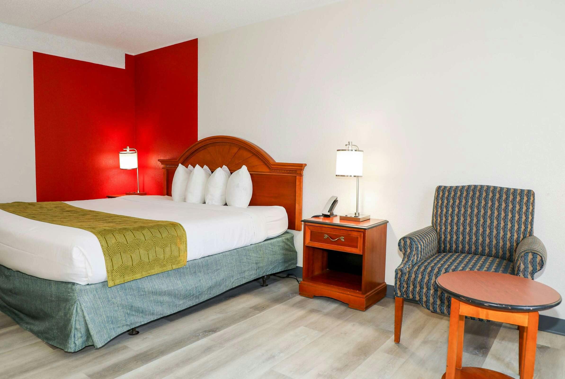 Hotel Ramada Cumberland photo 4