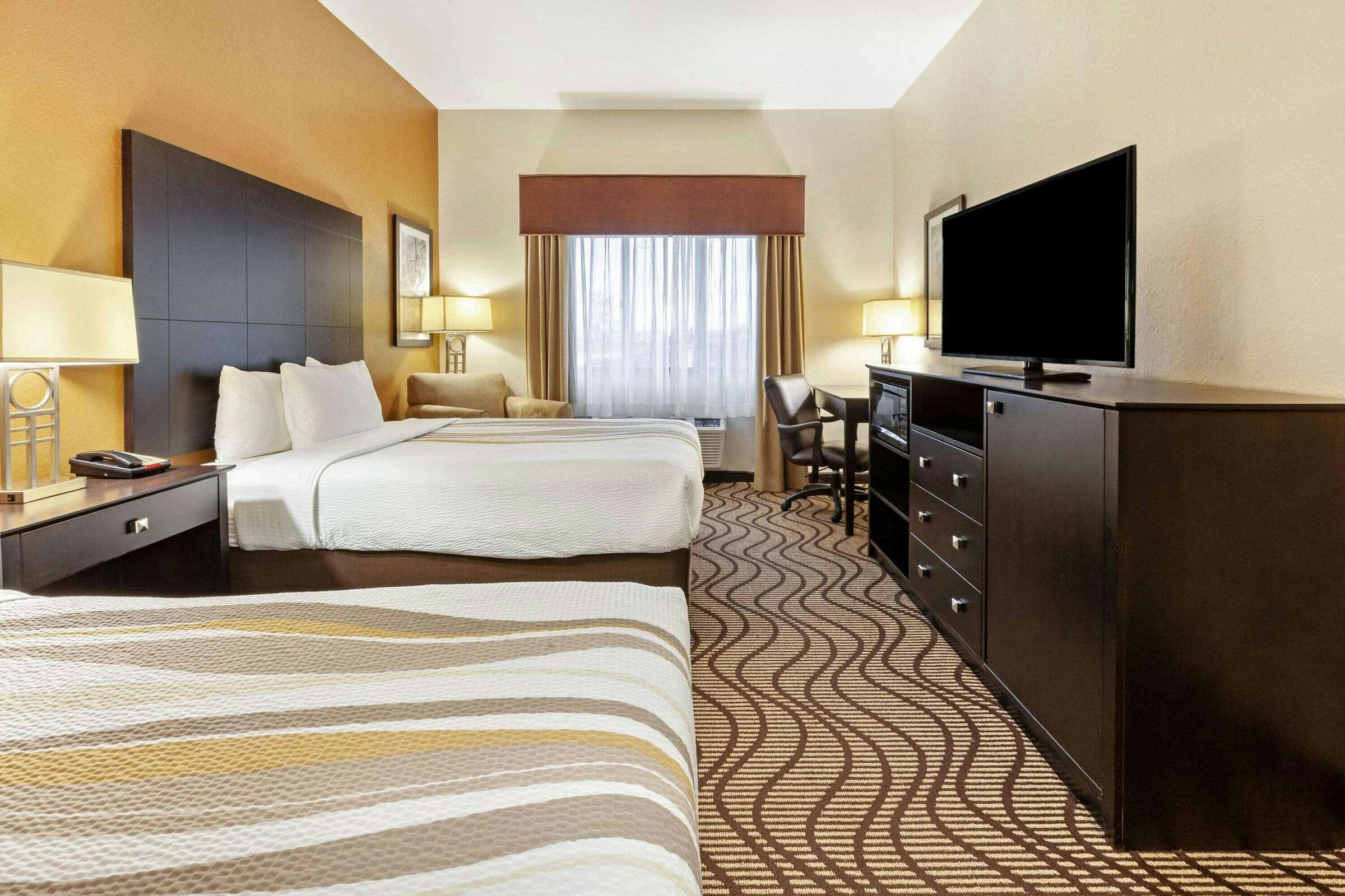 Hotel La Quinta Inn Ste South Bend photo 4