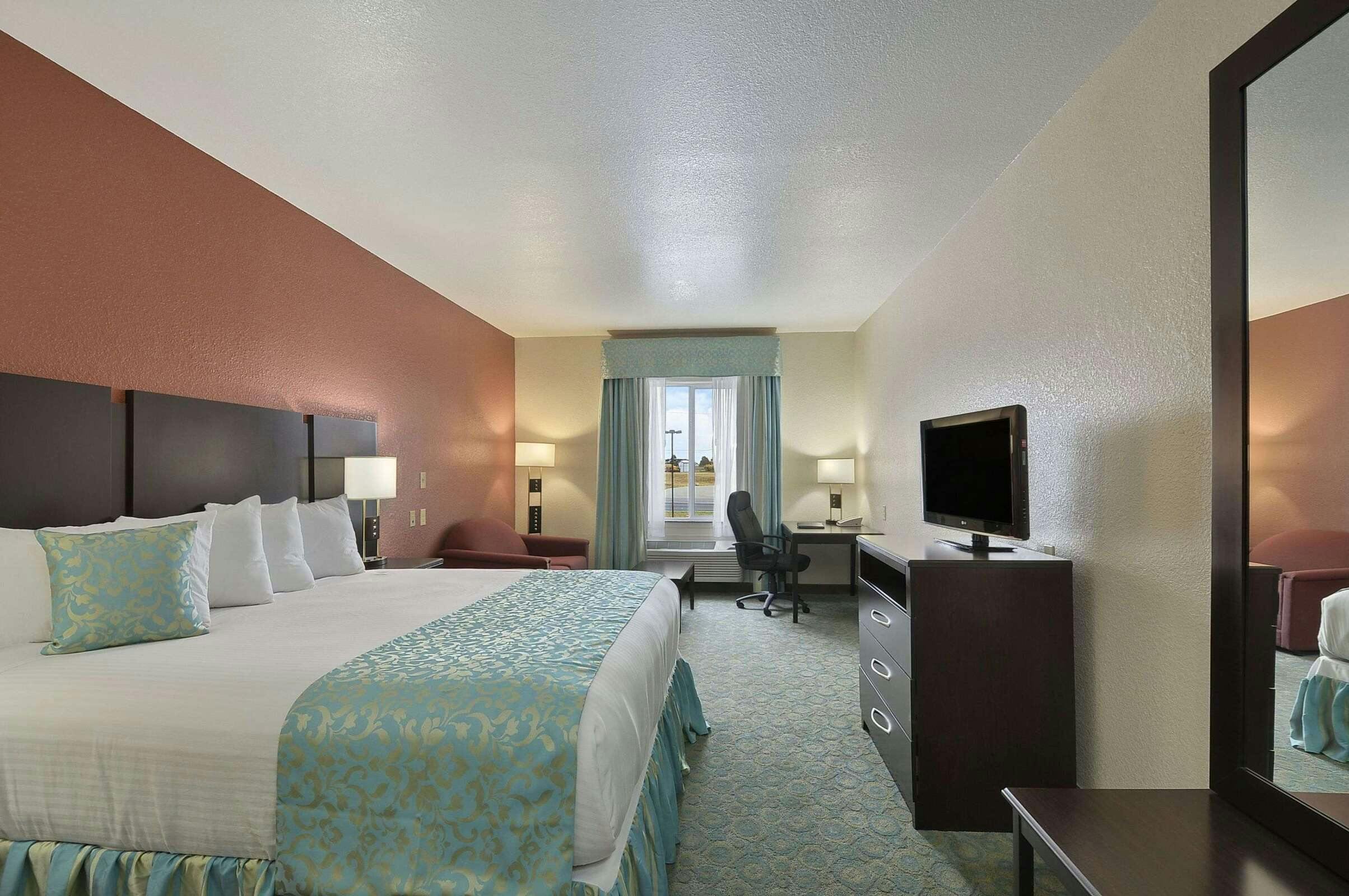 Hotel Ramada South Waco photo 1