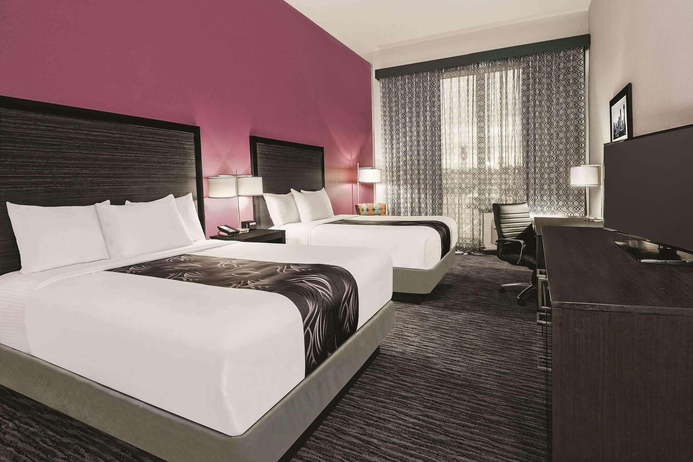 Hotel La Quinta Inn & Suites by Wyndham Dallas Grand Prairie North photo 5