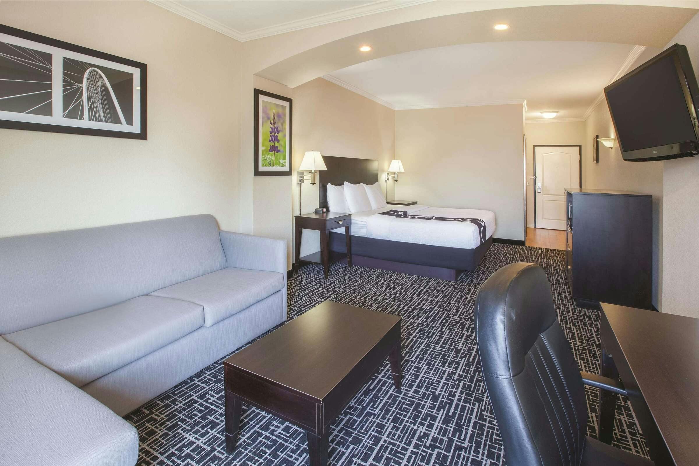 Hotel La Quinta Inn & Suites by Wyndham Garland Harbor Point photo 2