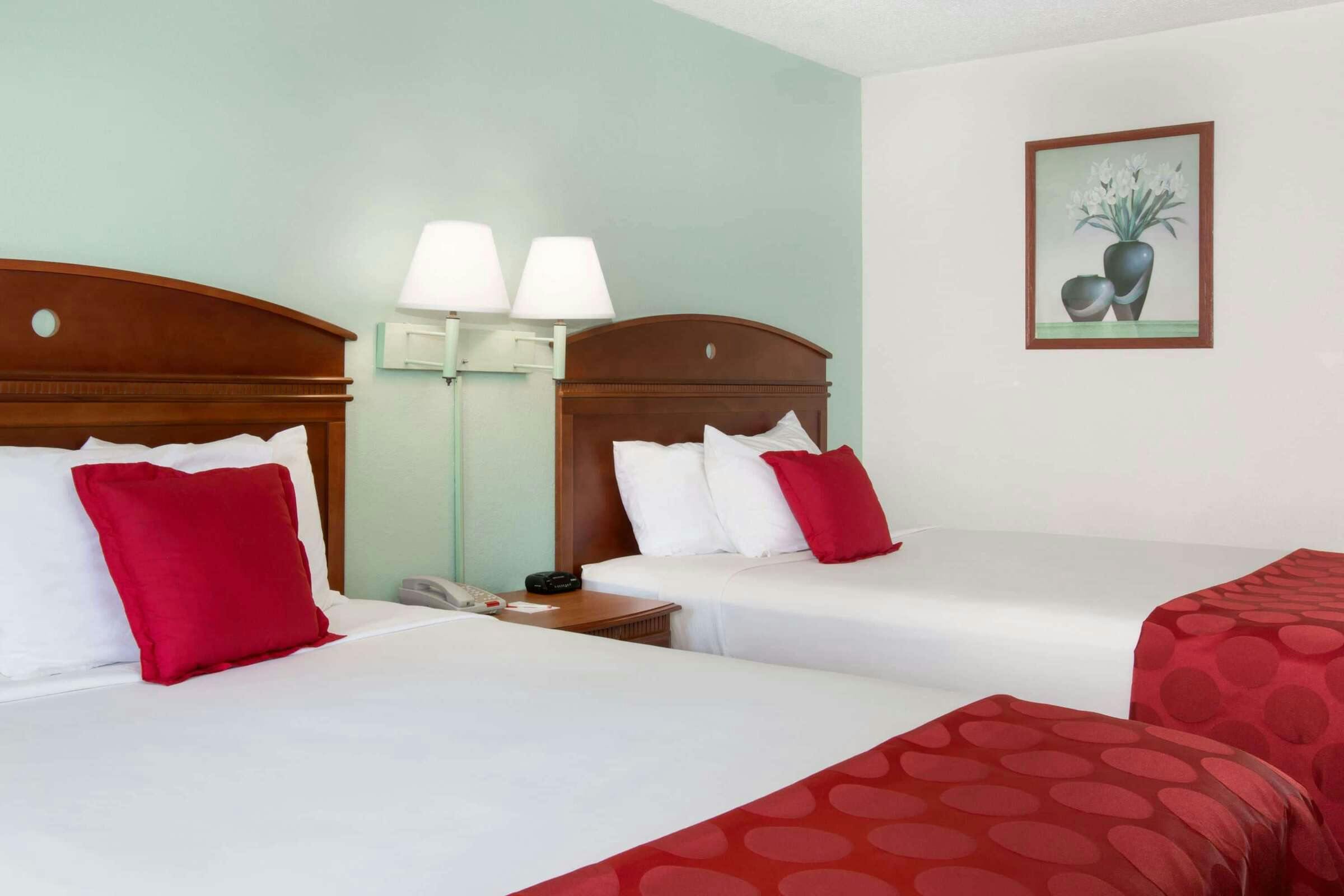 Hotel Ramada Pelham photo 4