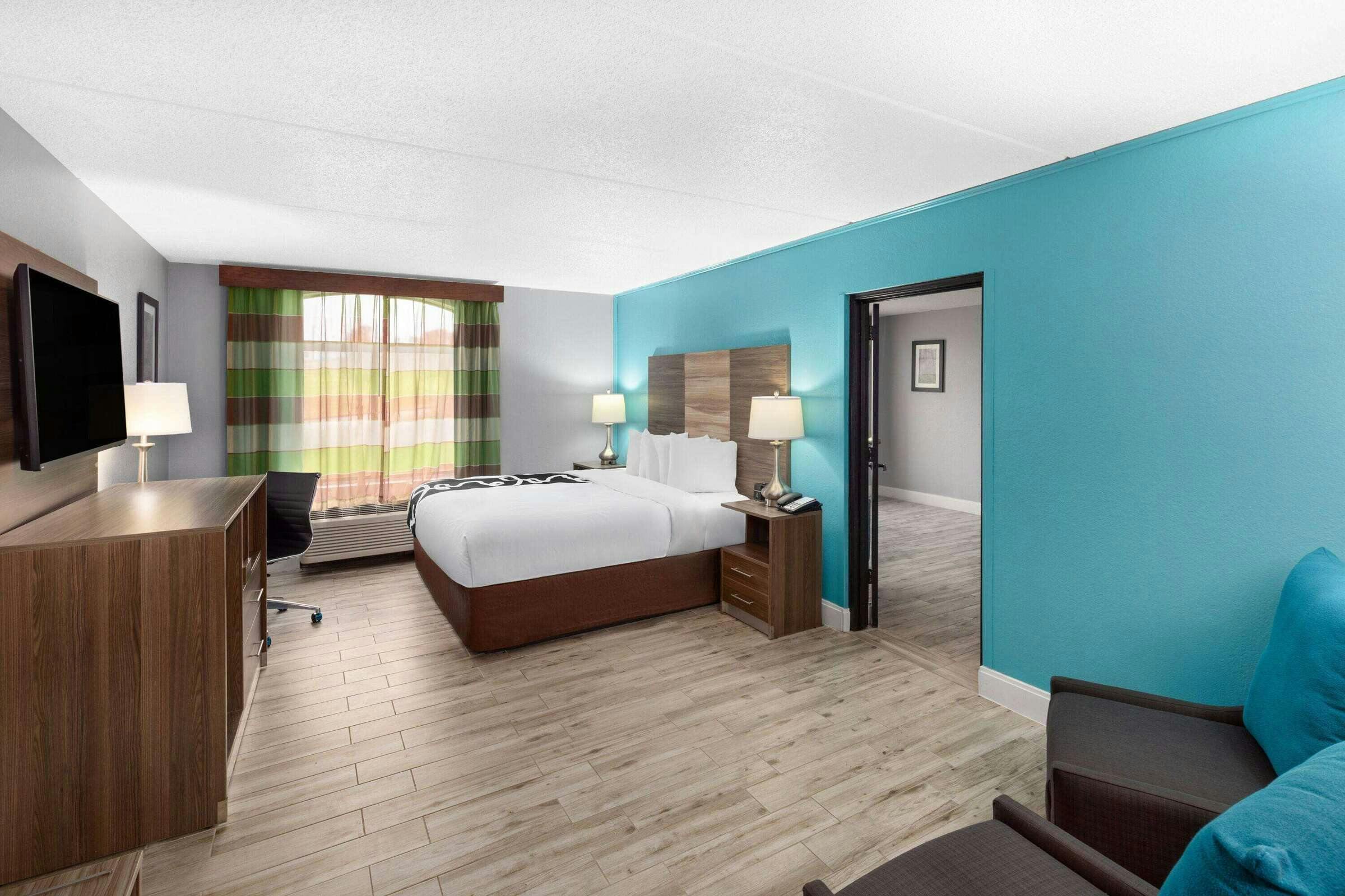 Hotel La Quinta Inn & Suites by Wyndham Sevierville / Kodak photo 2