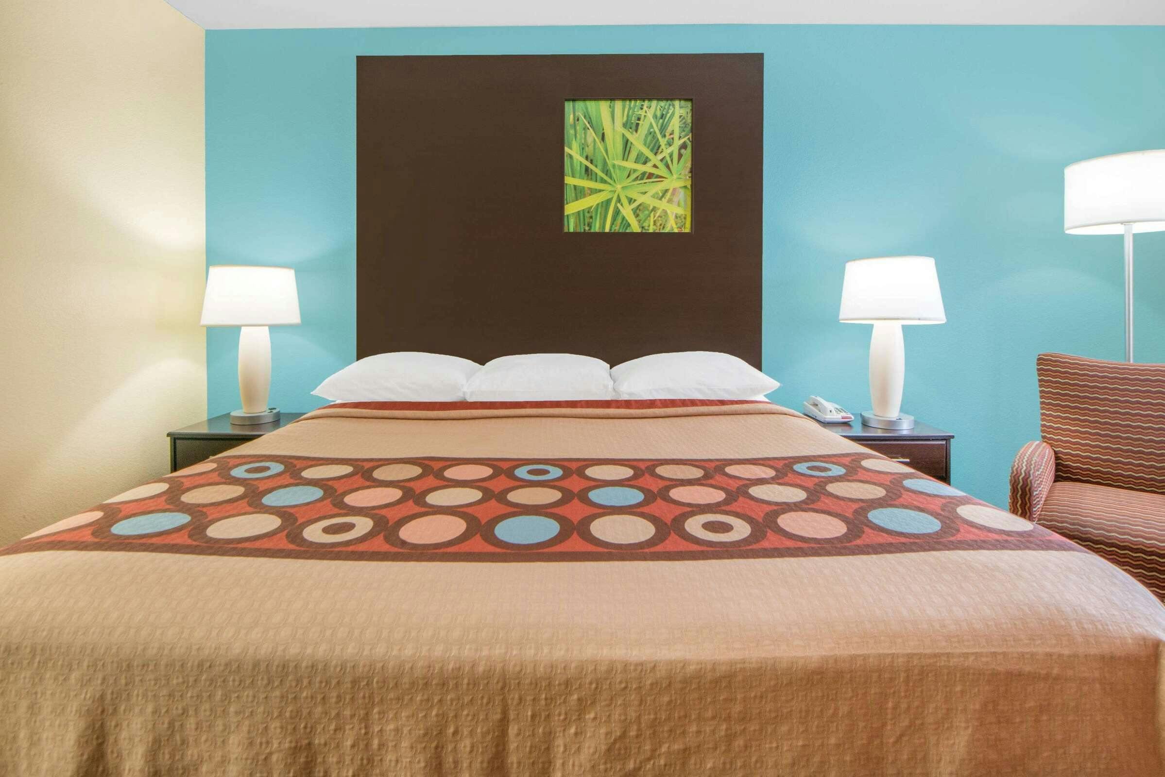 Hotel Super 8 Tulsa/Route 66 photo 1