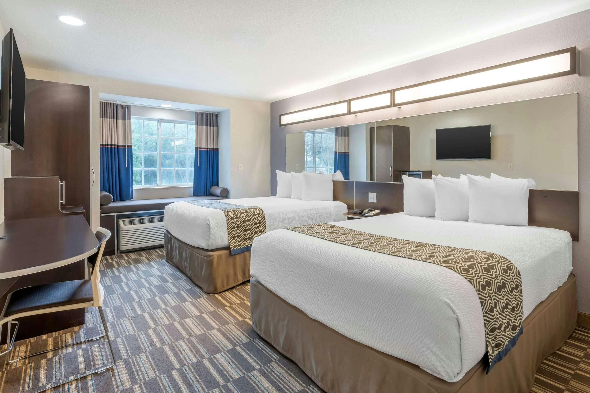 Hotel Microtel Brooksville photo 3