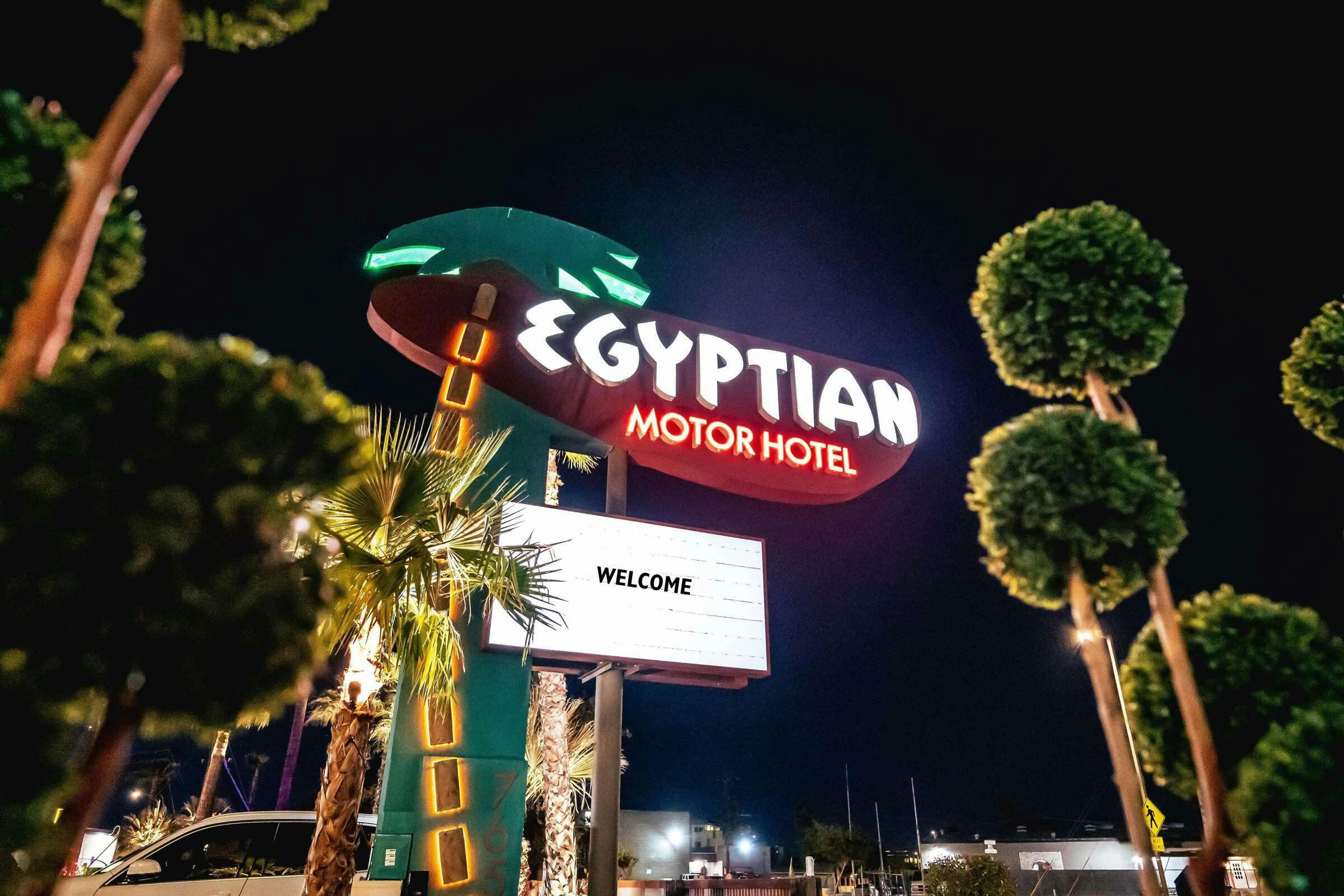 Egyptian Motor Hotel, Bw Signature Collection
