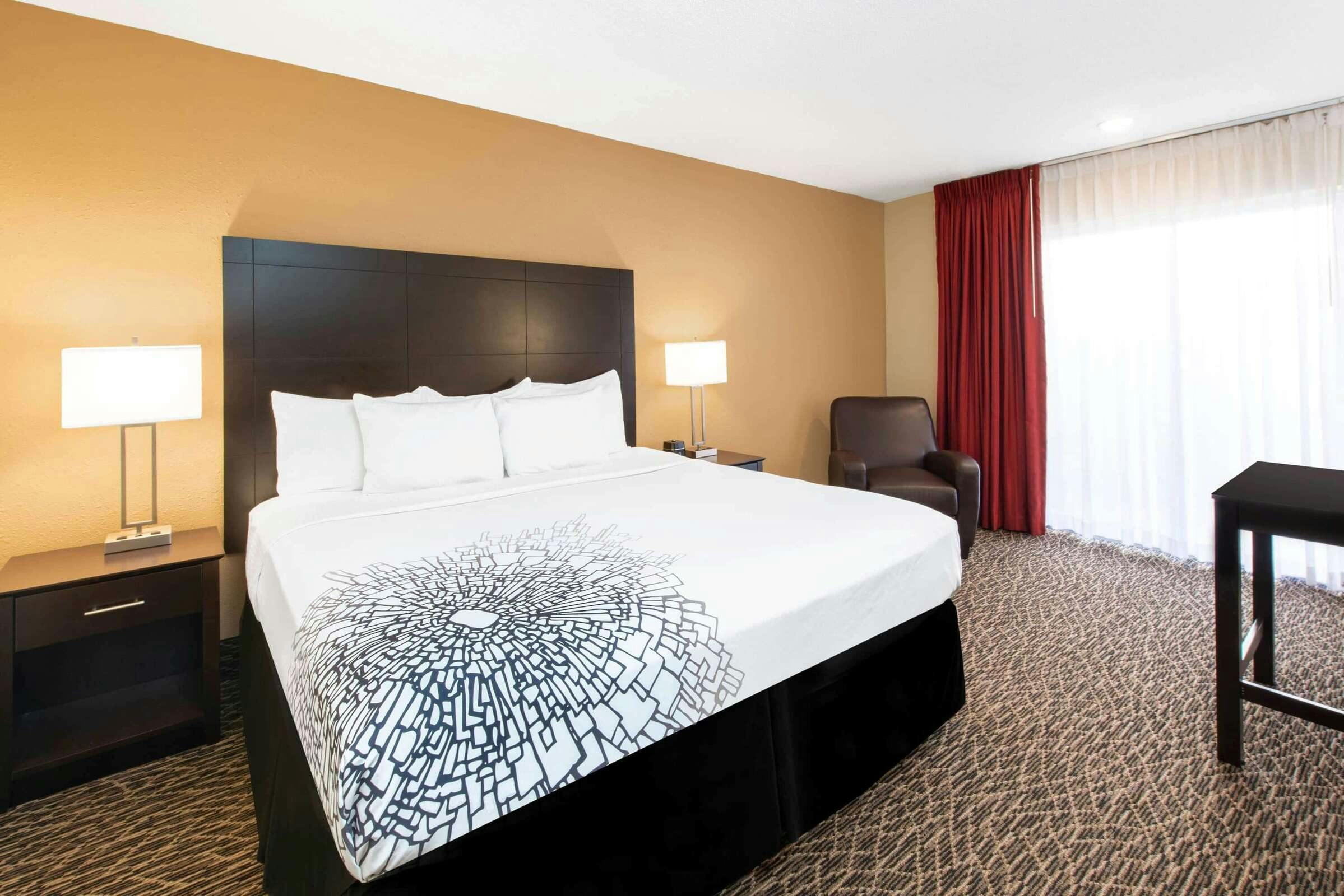 Hotel La Quinta Inn by Wyndham Clearwater Central photo 5