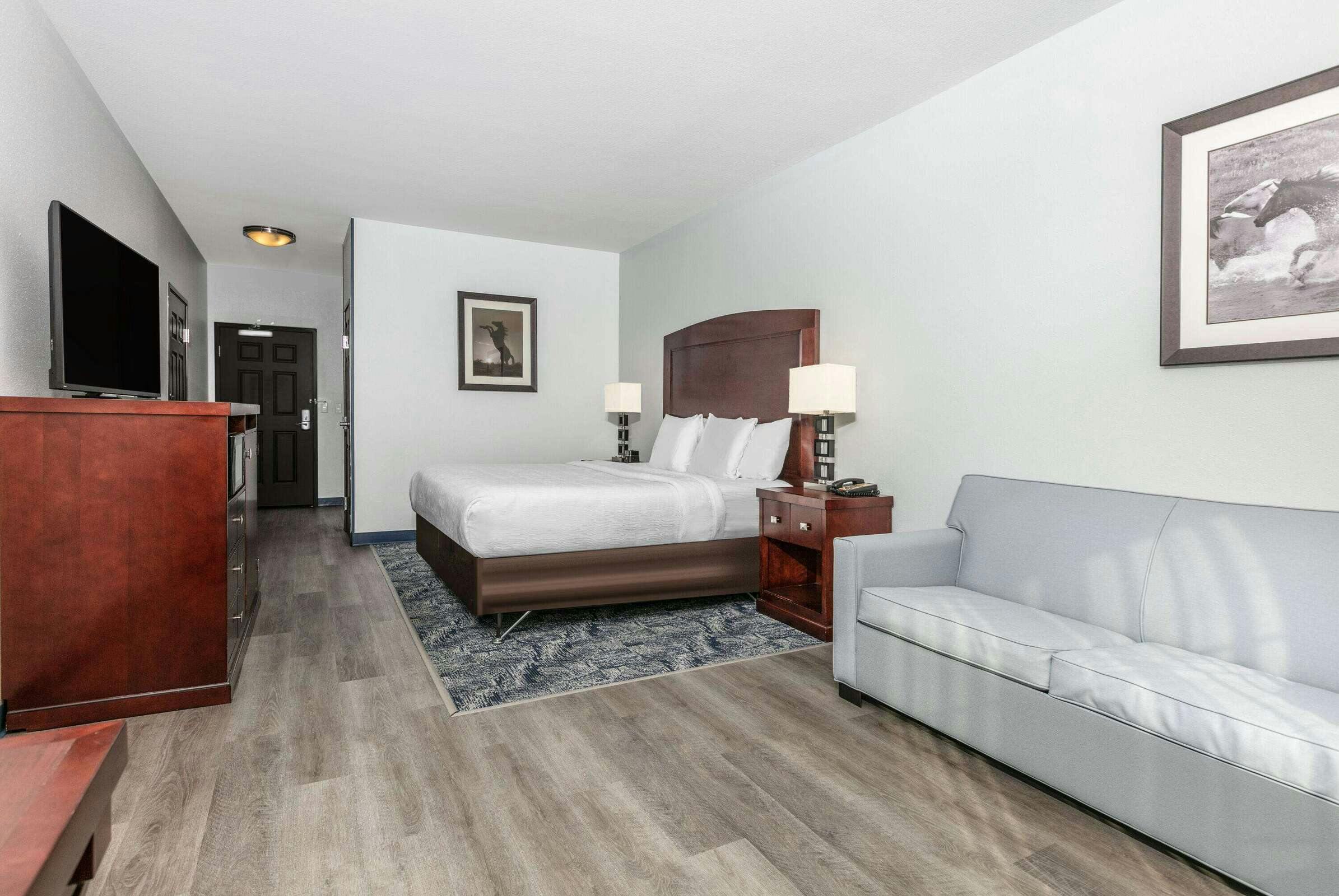 Hotel La Quinta Inn & Suites by Wyndham Fort Worth NE Mall photo 1