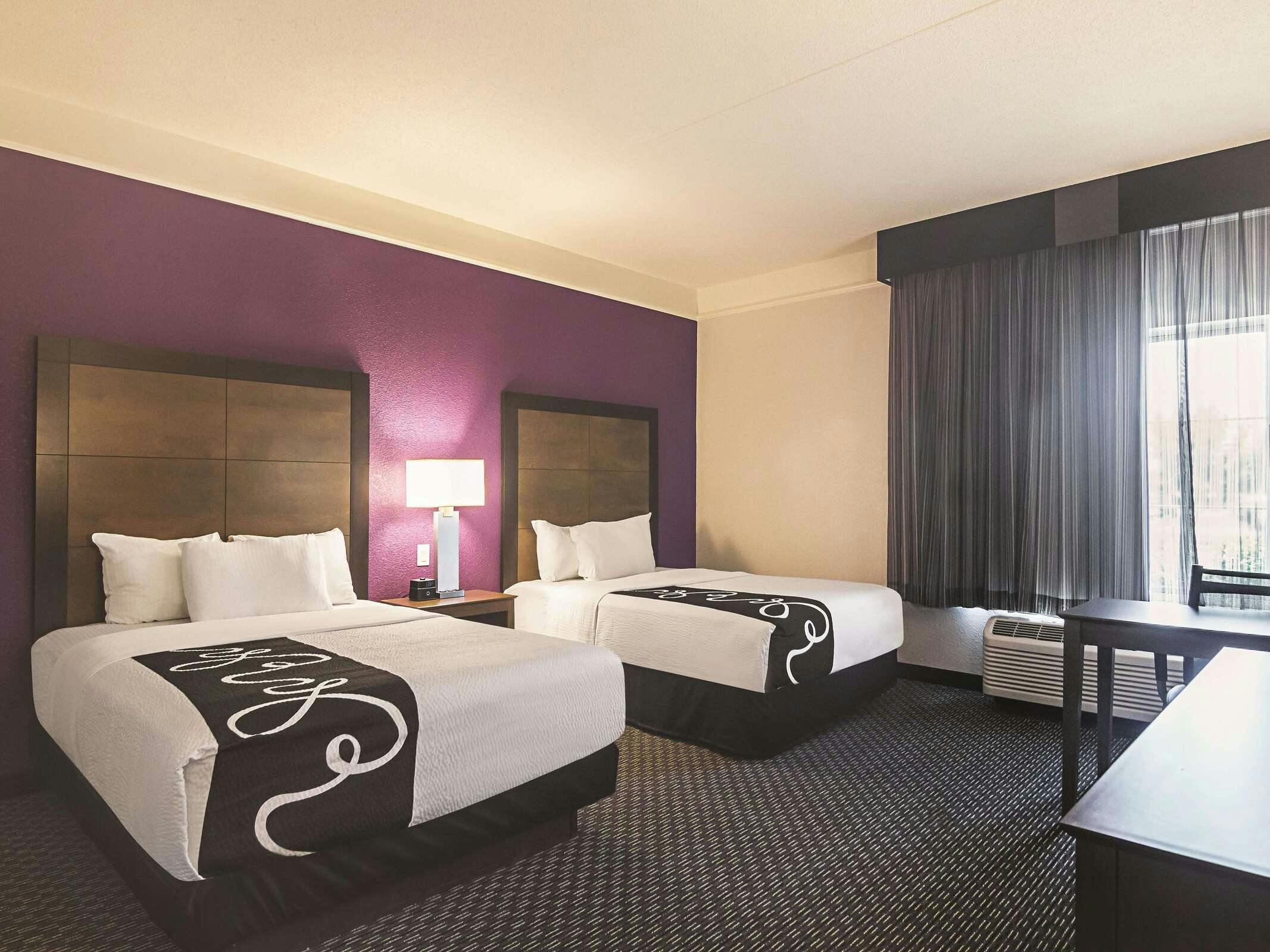 Hotel La Quinta Inn Ste NW Expwy photo 5