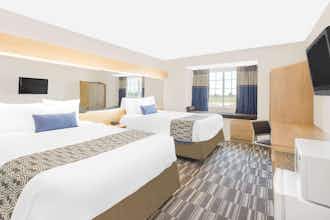 Hotel Microtel Ames photo 1