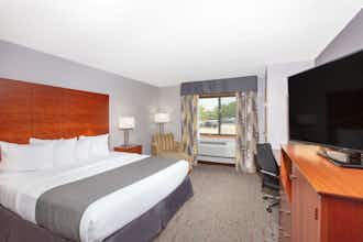 Hotel AmericInn by Wyndham Ankeny/Des Moines photo 4