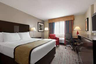 Hotel Baymont Belleville photo 3