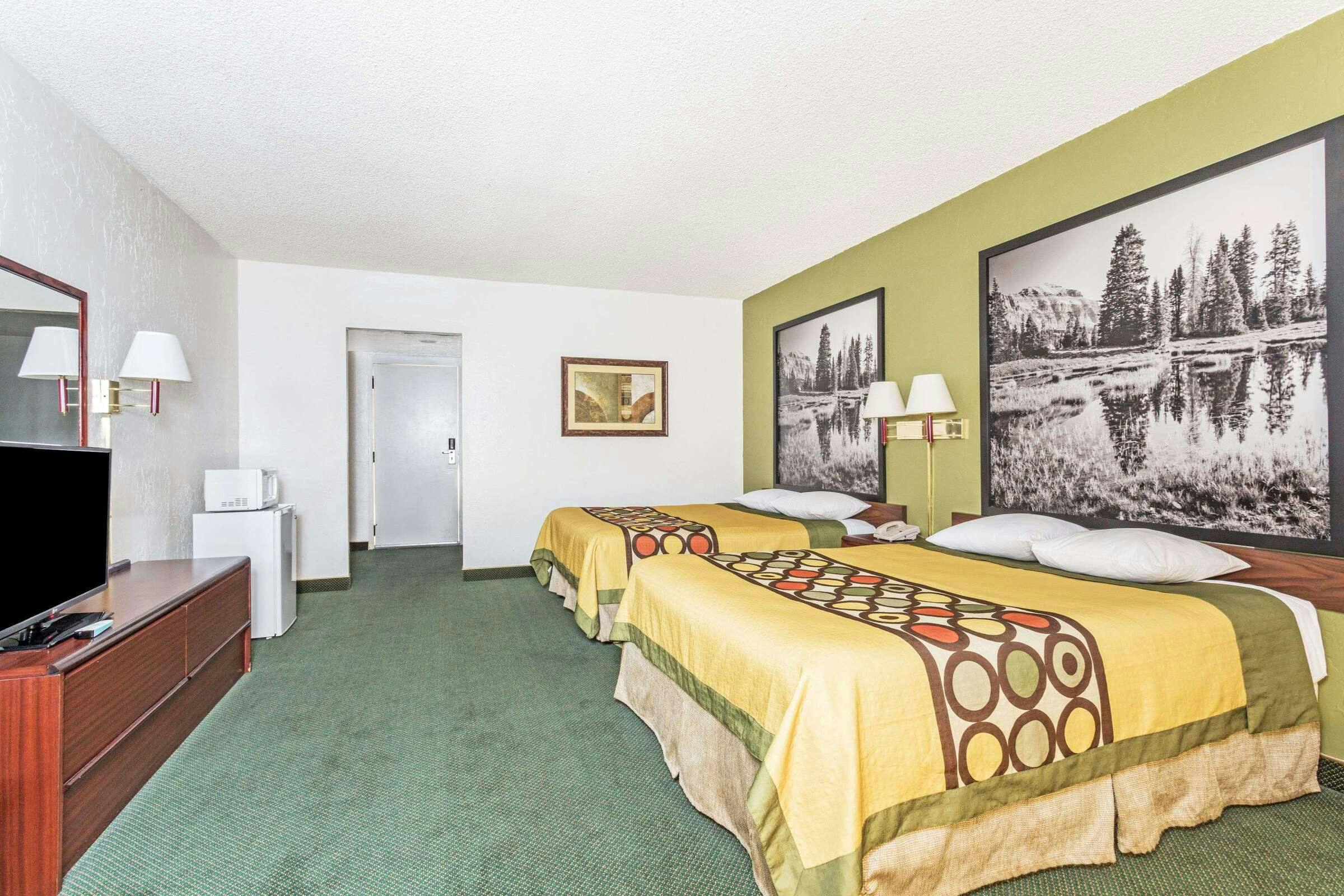 Hotel Super 8 Wendover photo 1