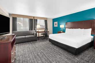 Hotel La Quinta Inn Ste Portland NW photo 2