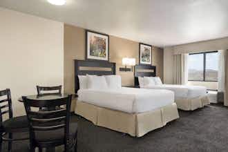 Hotel Baymont Elko photo 5