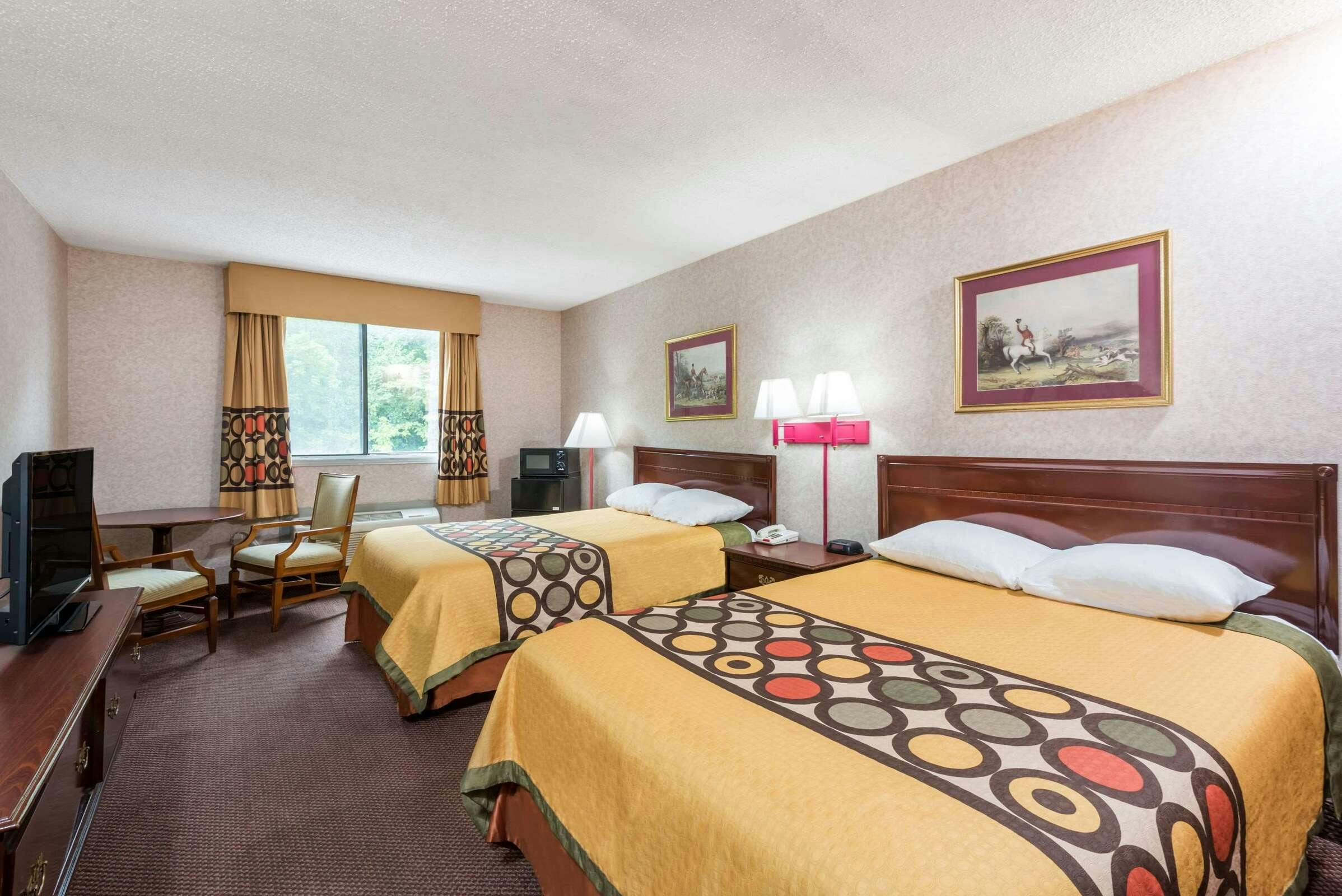 Hotel Super 8 Hancock MD photo 5