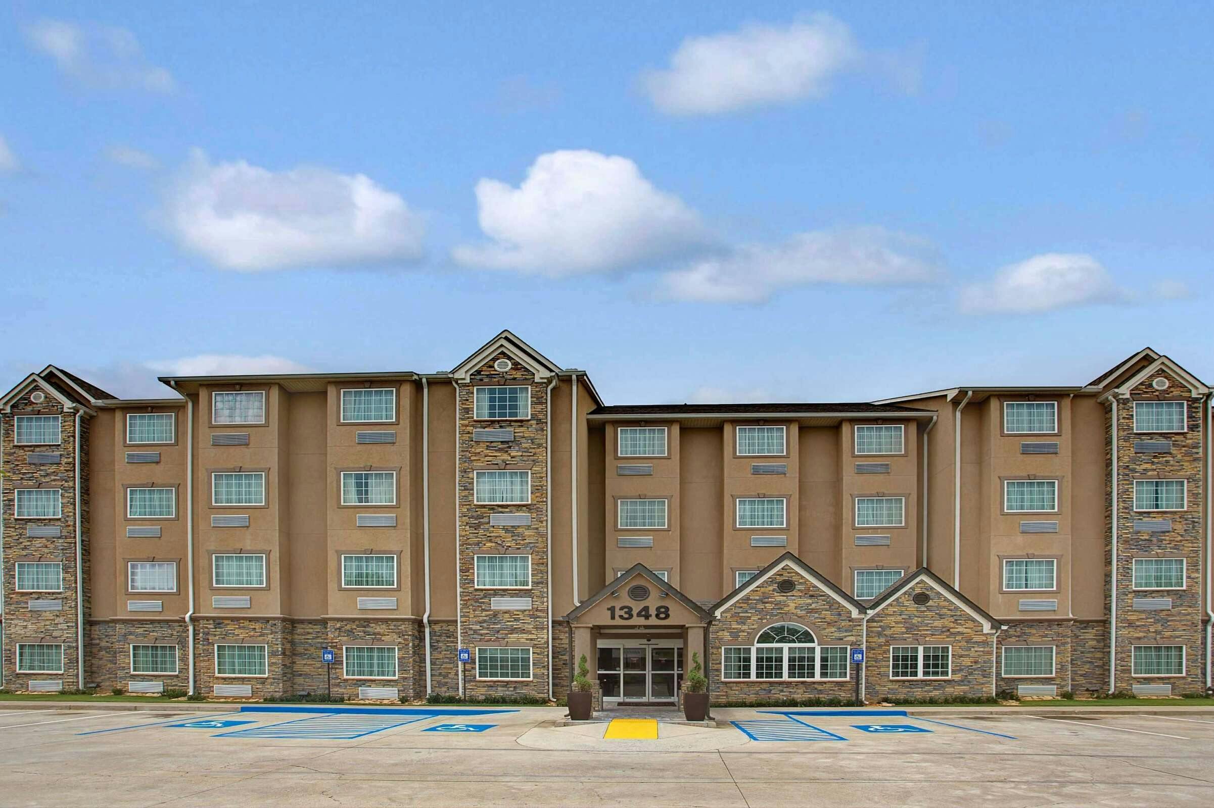Microtel Cartersville