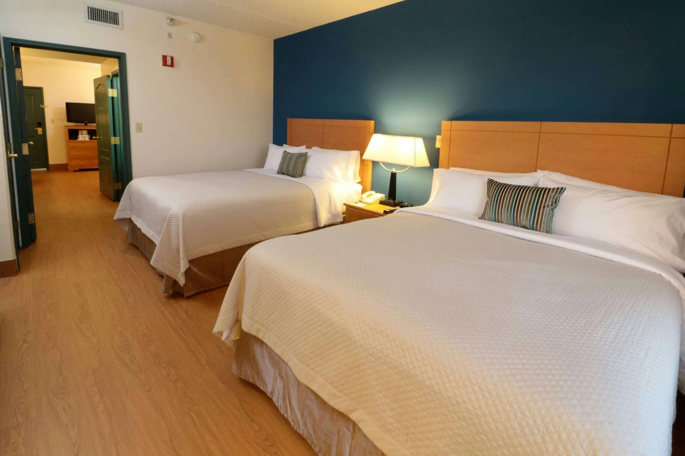 Hotel Wyndham Garden McAllen at La Plaza Mall photo 2