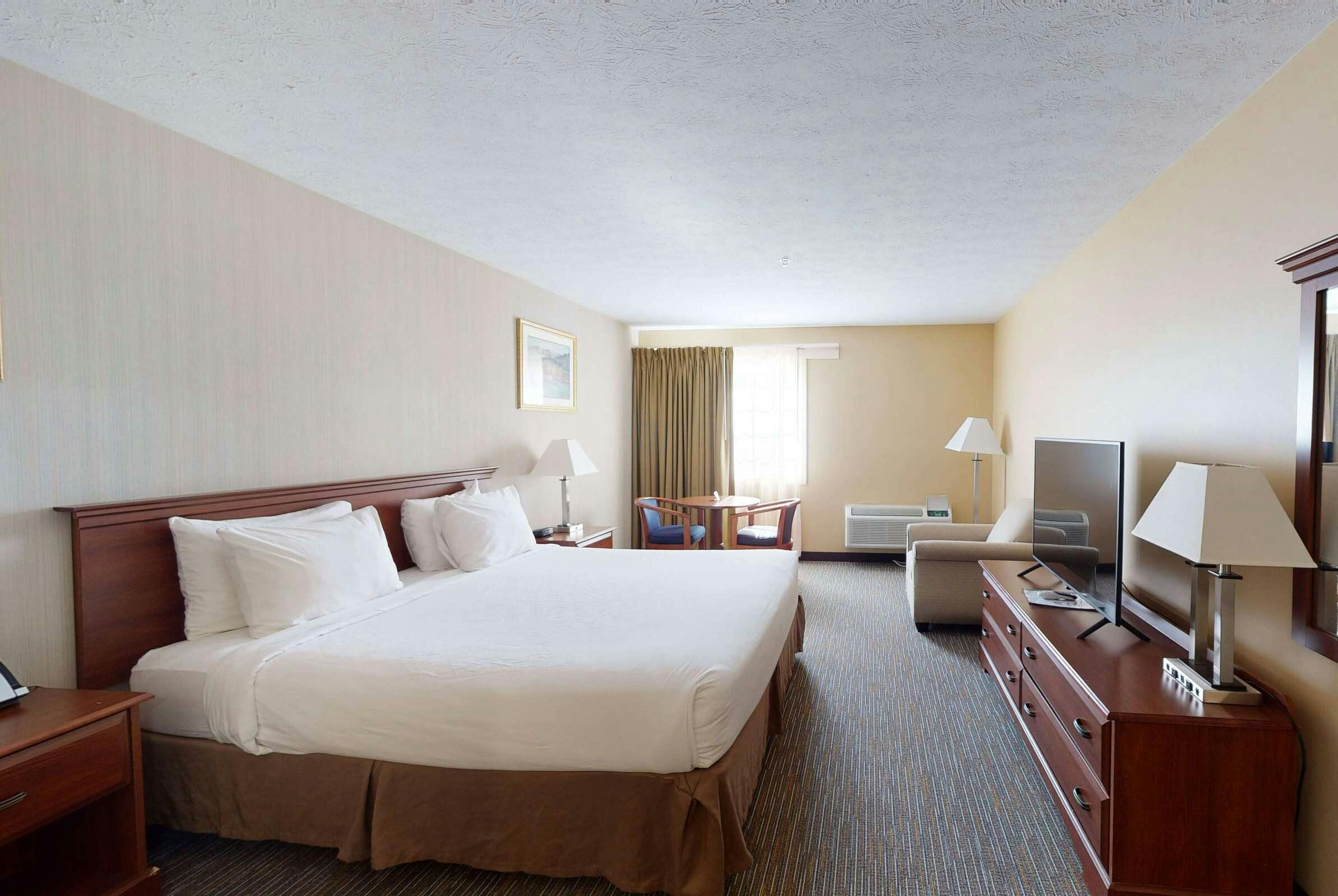 Hotel RA Strasburg/Shenandoah Valley photo 3