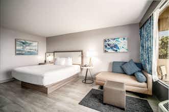 Hotel La Quinta Inn Ste Oceanfront photo 2