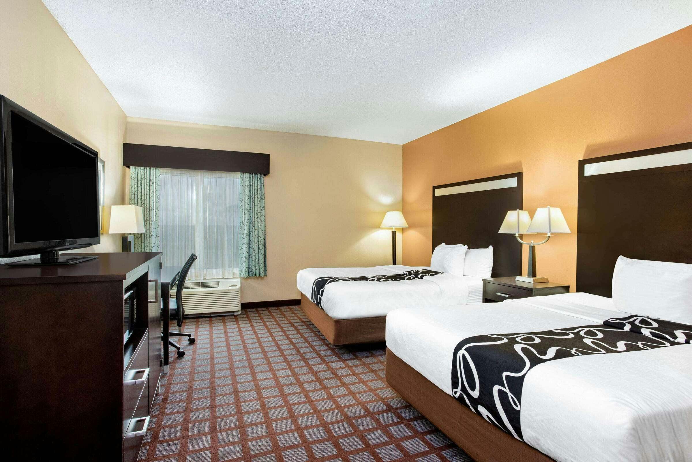 Hotel LQ by Wyndham Indy Airport photo 5