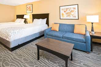 Hotel La Quinta Inn Ste Logan photo 1