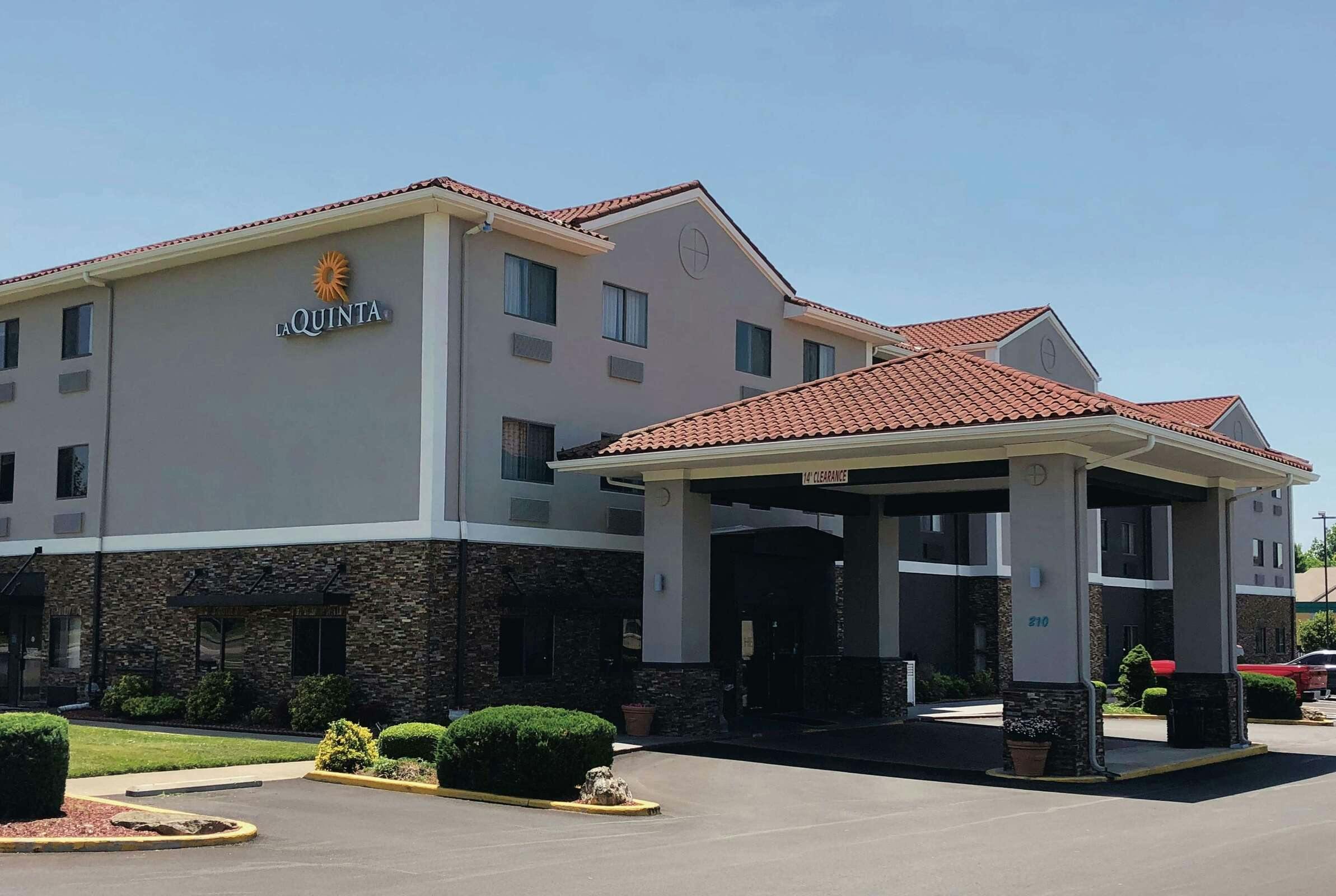 La Quinta Inn Ste Elizabethtwn